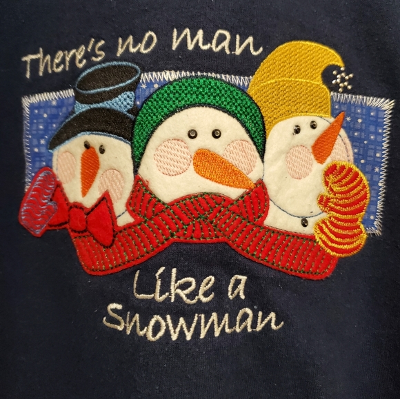 Sweatshirt - Picture 2 of 5